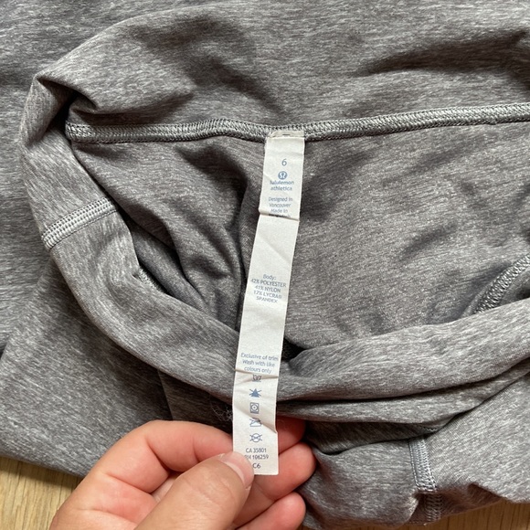 Lululemon wonder unders size 6 - Picture 2 of 5